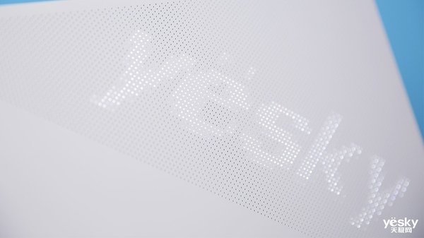 ROG幻14賞析:光顯矩陣屏帶來低調(diào)的華麗